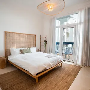 Glamorous Modern 2bhk In Yas Island 324 شقة